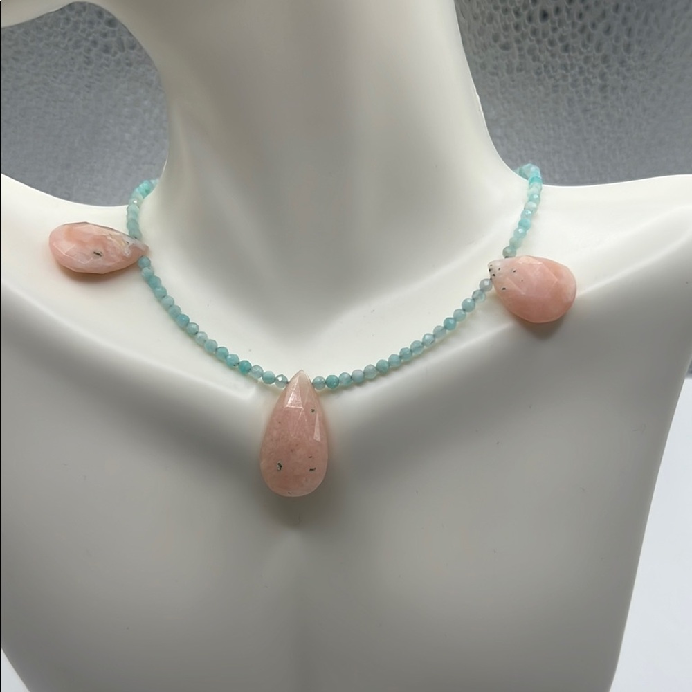Elegant Pink Natural Opal and Blue Raw aquamarineNecklace with Teardrop Pendants